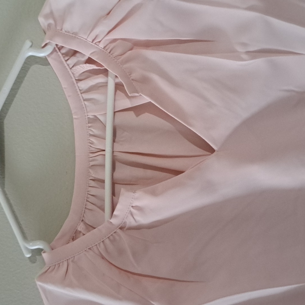 ❤️Elegant light Pink Blouse - Picture 9 of 10